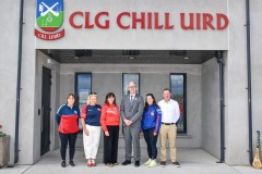 Kilworth LGFA Club Officers agus An tUachtarán CLG Jarlath Burns